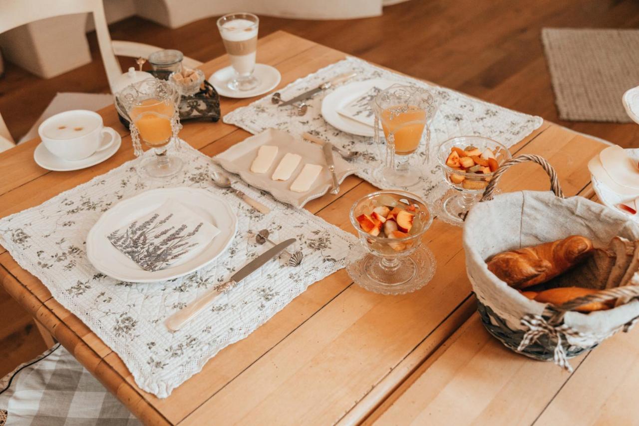 Straeumli Bed And Breakfast Eigeltingen 외부 사진